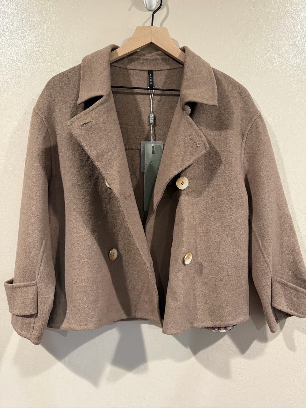 New with Tags Women’s Double-Breasted Wool Cropped Coat in Taupe - Medium/Large - Picture 10 of 12